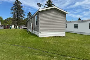 8 Holt Dr, Duluth, MN 55808 - Photo 13