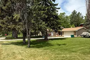 1025 SW 5th St, Grand Rapids, MN 55744 - Photo 21