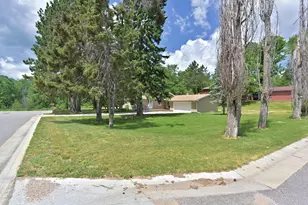1025 SW 5th St, Grand Rapids, MN 55744 - Photo 21
