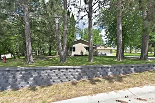 1025 SW 5th St, Grand Rapids, MN 55744 - Photo 27