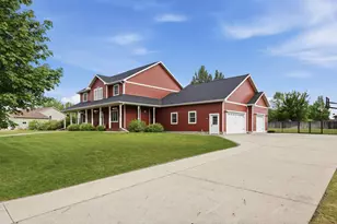 2310 Hillcrest Ln, Hawley, MN 56549 - Photo 3
