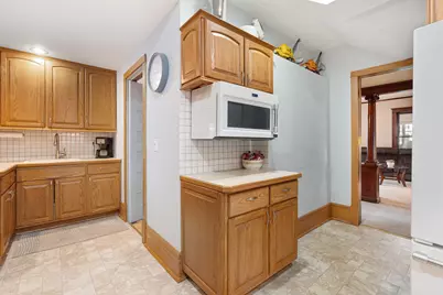 821 E Elm Avenue, Waseca, MN 56093 - Photo 19