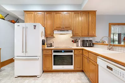 821 E Elm Avenue, Waseca, MN 56093 - Photo 21