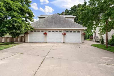 821 E Elm Avenue, Waseca, MN 56093 - Photo 47