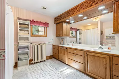 821 E Elm Avenue, Waseca, MN 56093 - Photo 39