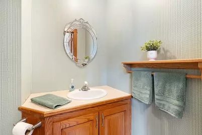 821 E Elm Avenue, Waseca, MN 56093 - Photo 25