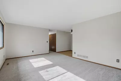 6616 83rd Court N, Brooklyn Park, MN 55445 - Photo 5