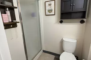 109 E Luella St, Le Roy, MN 55951 - Photo 9