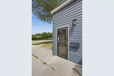 1306 18th Street S, Fargo,  58103 - Photo 3