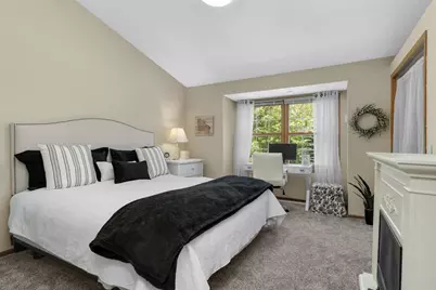 2307 Grange Avenue N, Oakdale, MN 55128 - Photo 11