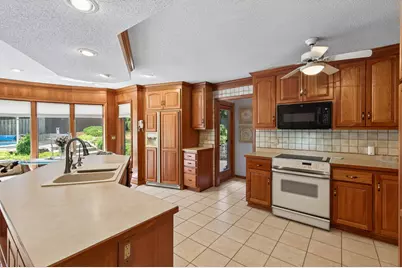 217 Arbor Lane, Burnsville, MN 55337 - Photo 23