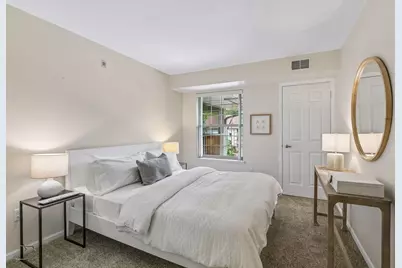 1350 Douglas Drive N #309, Golden Valley, MN 55422 - Photo 21