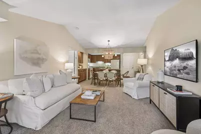 1350 Douglas Drive N #309, Golden Valley, MN 55422 - Photo 9