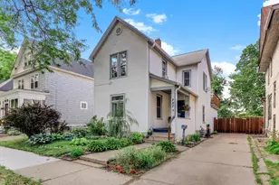 757 Tuscarora Ave, Saint Paul, MN 55102 - Photo 1