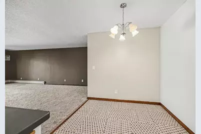 2720 Dale Street N #C313, Roseville, MN 55113 - Photo 19