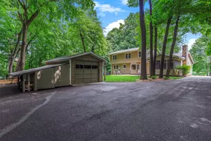 3924 Tonkawood Rd, Minnetonka, MN 55345 - Photo 39