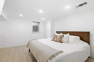 10348 Upton Ave S, Bloomington, MN 55431 - Photo 17