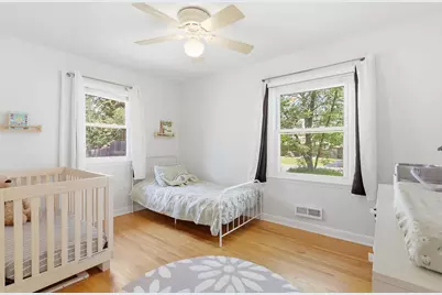 10348 Upton Avenue S, Bloomington, MN 55431 - Photo 11