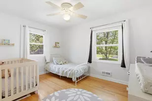 10348 Upton Ave S, Bloomington, MN 55431 - Photo 11
