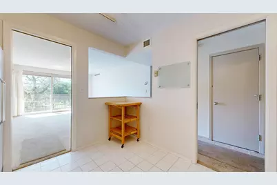 210 W Grant St #204, Minneapolis, MN 55403 - Photo 11