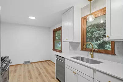2972 Woodbridge Street, Roseville, MN 55113 - Photo 19