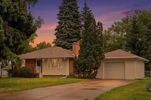 2972 Woodbridge St, Roseville, MN 55113 - Photo 1
