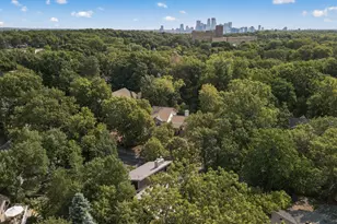 1423 June Ave S, Golden Valley, MN 55416 - Photo 3