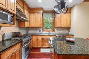 1423 June Ave S, Golden Valley, MN 55416 - Photo 7