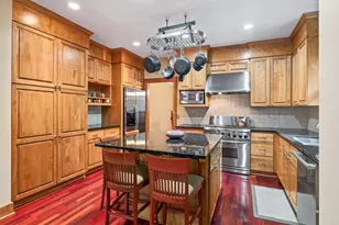 1423 June Ave S, Golden Valley, MN 55416 - Photo 31