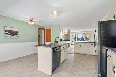 30325 Elm Street, Lindstrom, MN 55045 - Photo 17