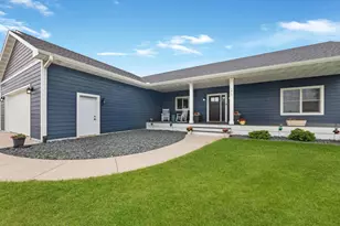 270 Johnson Pkwy, Hammond, WI 54015 - Photo 5