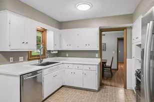 1353 Hillcrest Dr NE, Fridley, MN 55432 - Photo 9