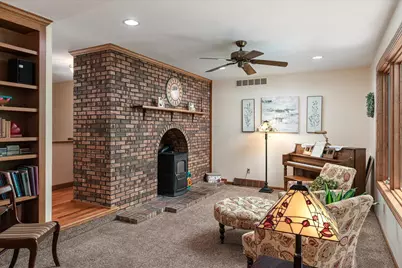1184 Crescent Hills Drive, La Crescent, MN 55947 - Photo 7