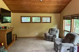 5220 Quail Ave N, Crystal, MN 55429 - Photo 9