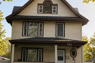 792 Fuller Ave, Saint Paul, MN 55104 - Photo 1