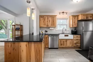 103 W 1st St, Dresser, WI 54009 - Photo 9