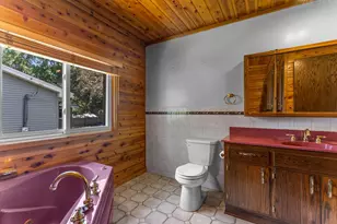2515 Hillview Rd, Mounds View, MN 55112 - Photo 17