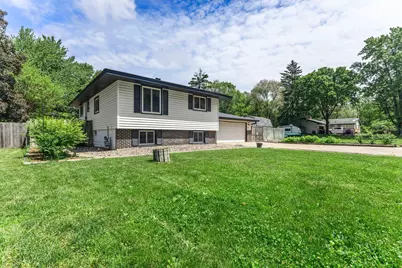 2515 Hillview Road, Mounds View, MN 55112 - Photo 3