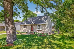 2214 2nd Ave SW, Rochester, MN 55902 - Photo 3
