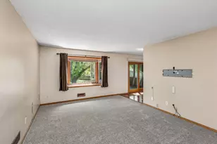 4746 141st St W, Apple Valley, MN 55124 - Photo 9