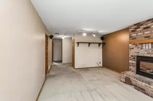 4746 141st St W, Apple Valley, MN 55124 - Photo 27