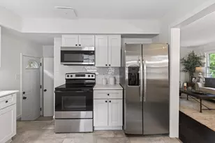 558 Arlington Ave E, Saint Paul, MN 55130 - Photo 5