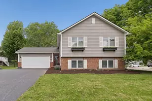 7250 Cactus Curve, Chanhassen, MN 55317 - Photo 1