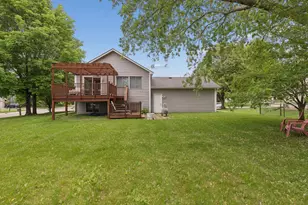 7250 Cactus Curve, Chanhassen, MN 55317 - Photo 7