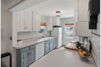 1734 Arlington Avenue E, Saint Paul, MN 55106 - Photo 3