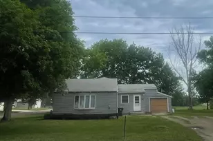 750 Greenwood Ave, Tracy, MN 56175 - Photo 1