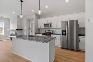 5039 Lambert Ave NE, Albertville, MN 55301 - Photo 3