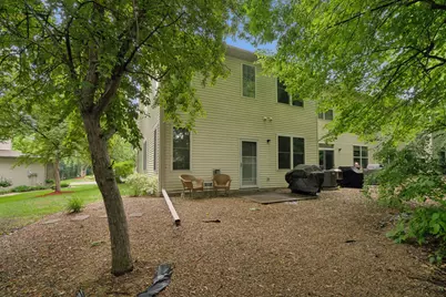 8011 Everest Lane N, Maple Grove, MN 55311 - Photo 3