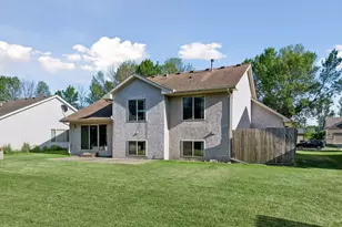 1414 Courtland W, Waconia, MN 55387 - Photo 37