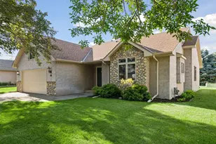 1414 Courtland W, Waconia, MN 55387 - Photo 3